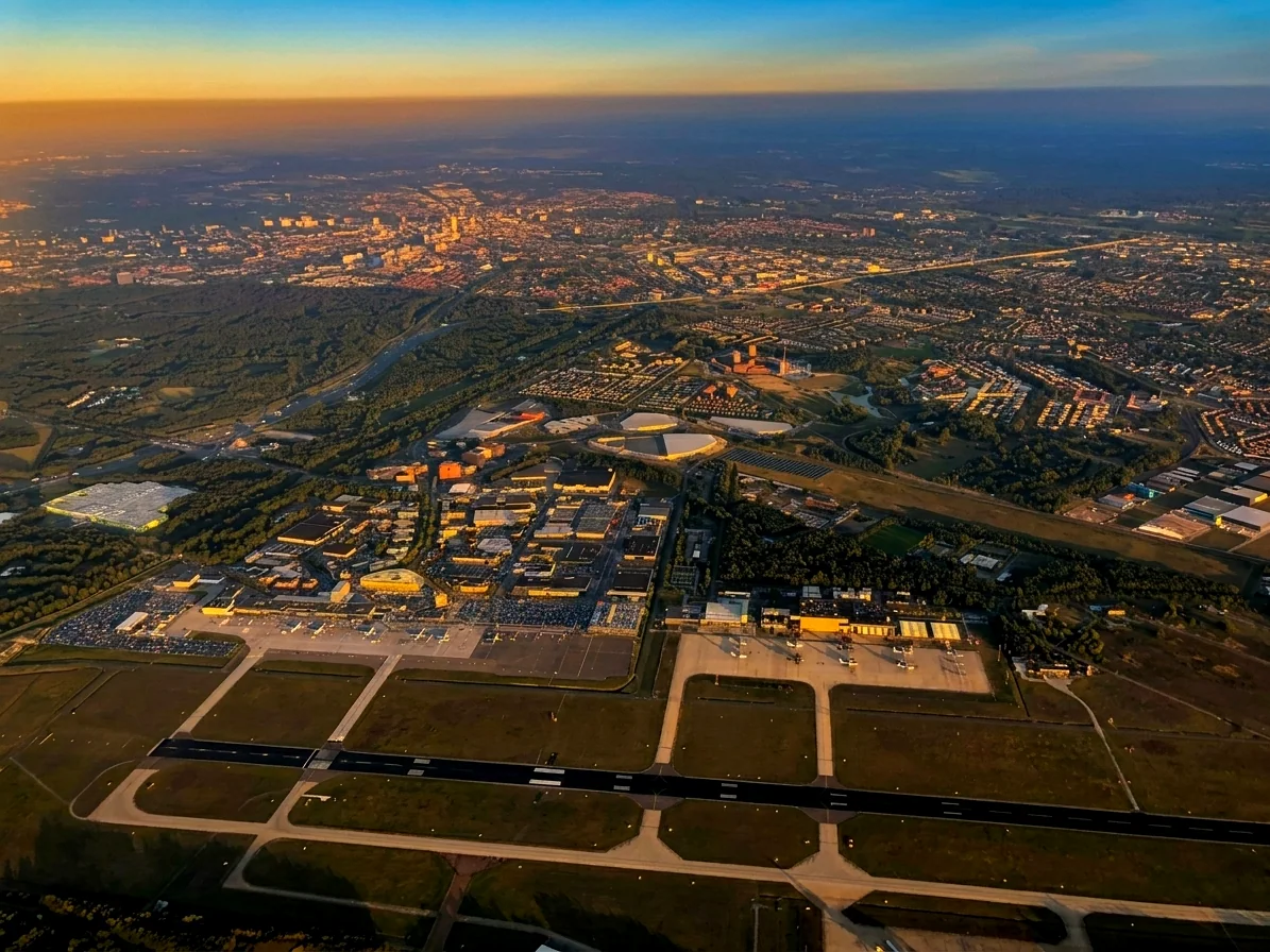 Brabantse landschap rond Biest-Houtakker vanuit de luchtballon