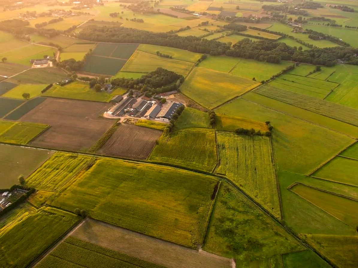Brabantse landschap rond Duizel vanuit de luchtballon