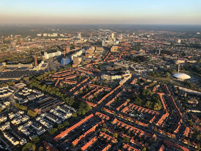 Brabants landschap rond Oost West en Middelbeers vanuit de luchtballon (sfeer 1)