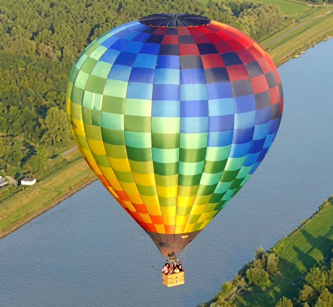 Brabantse landschap rond Haaren vanuit de luchtballon